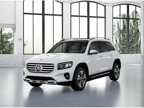 Used 2026 Mercedes-Benz GLB 250 4MATIC image 39