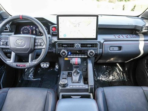 Used 2025 Toyota Tacoma TRD Pro AWD/4WD image 12