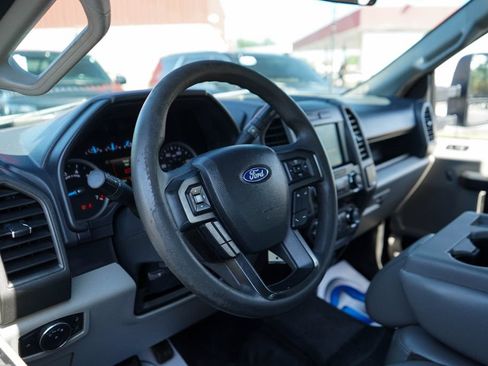 Used 2022 Ford F250 XL w/ Power Equipment Group AWD/4WD image 5