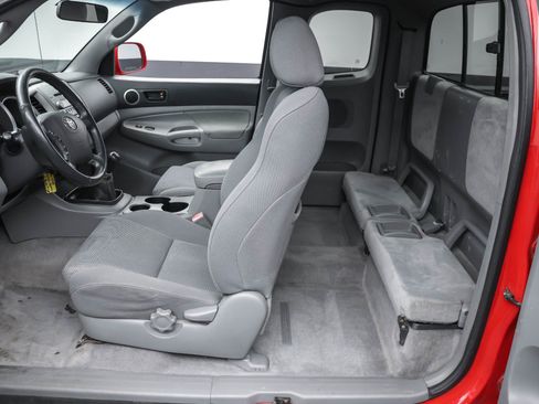 Used 2006 Toyota Tacoma V6 image 16