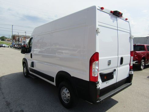Used 2021 RAM ProMaster 1500 FWD image 5