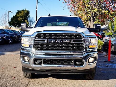 Used 2024 RAM 2500 Big Horn image 5