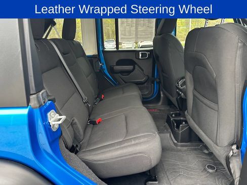 Used 2022 Jeep Wrangler Unlimited Sport AWD/4WD image 32