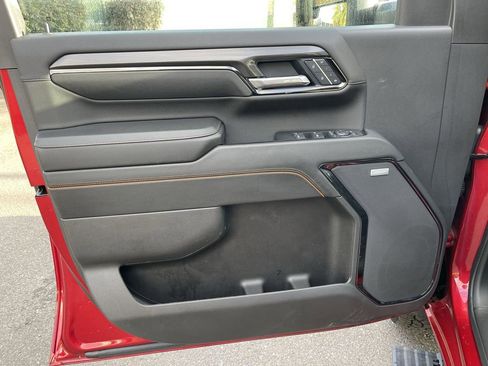 Used 2025 GMC Sierra 2500 AT4 w/ AT4 Premium Plus Package image 23