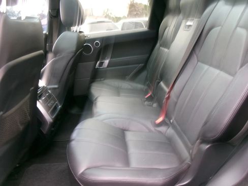 Used 2017 Land Rover Range Rover Sport SE AWD/4WD image 12