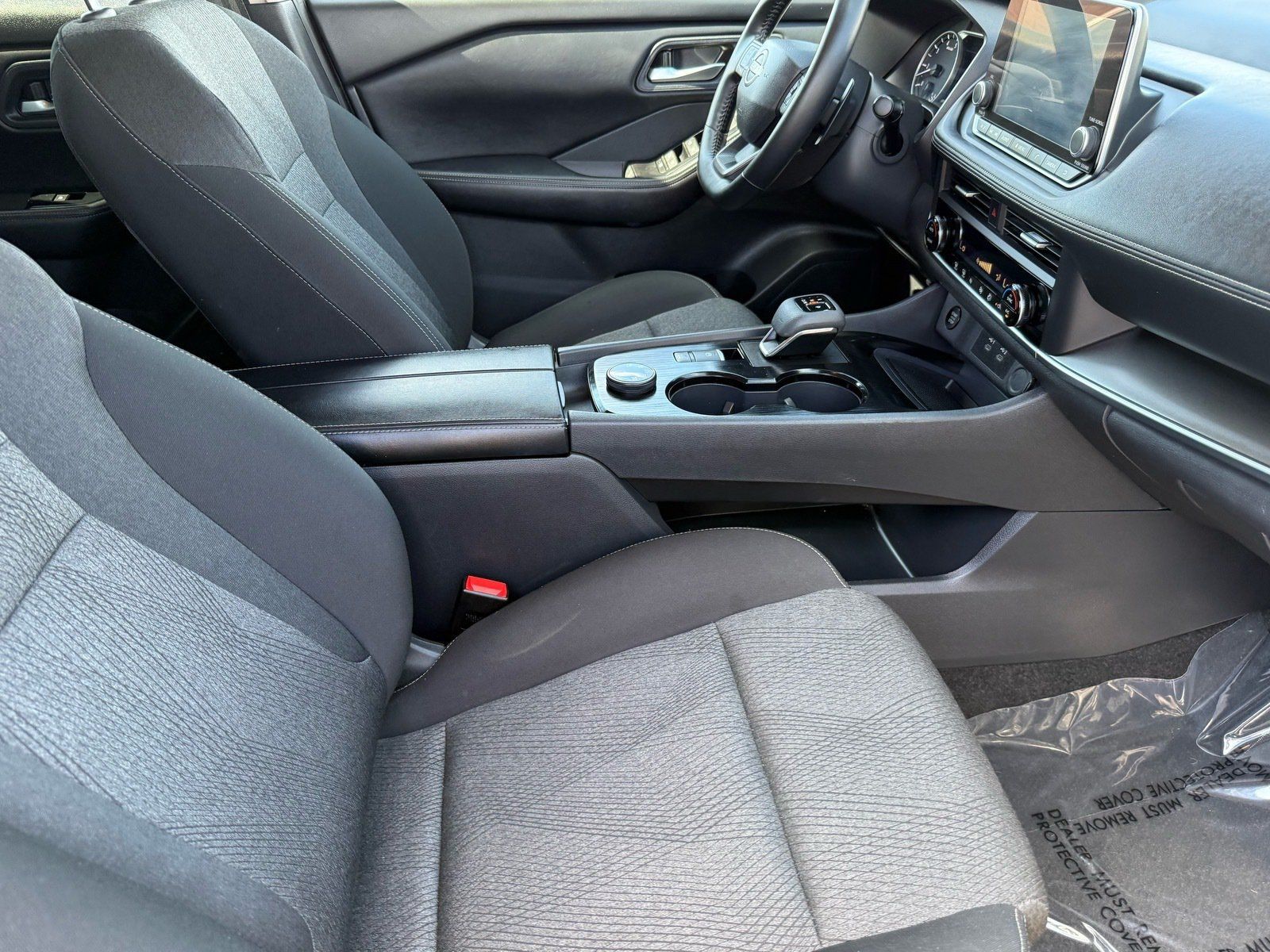 Used 2025 Nissan Rogue SV AWD/4WD image 31