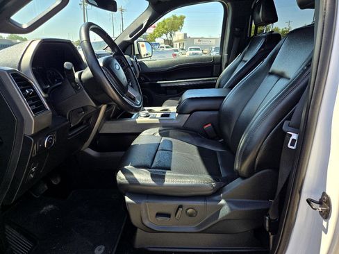 Used 2021 Ford Expedition Max XLT image 11