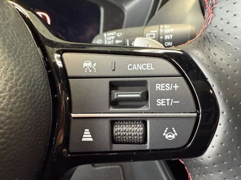 Used 2025 Acura ADX A-Spec image 18