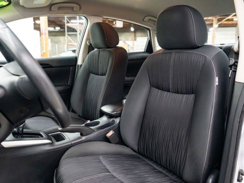 Used 2017 Nissan Sentra SV FWD image 20