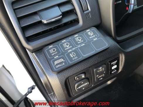 Used 2015 Toyota 4Runner TRD Pro AWD/4WD image 16
