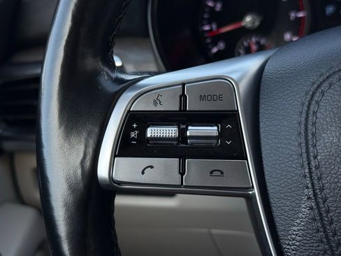 Used 2022 Kia Telluride EX image 36