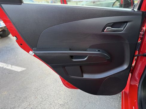 Used 2015 Chevrolet Sonic LT image 13