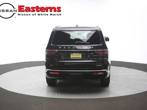 Used 2024 Jeep Wagoneer Series II AWD/4WD image 39