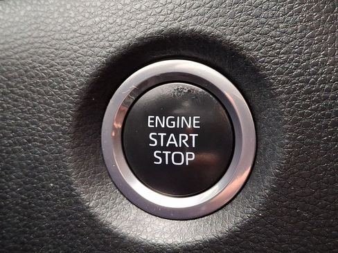 Used 2024 Toyota Corolla SE w/ SE Convenience Package FWD image 22