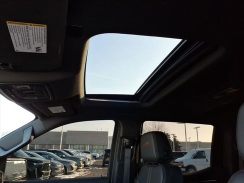 Used 2024 Chevrolet Silverado 1500 High Country w/ High Country Premium Package image 15