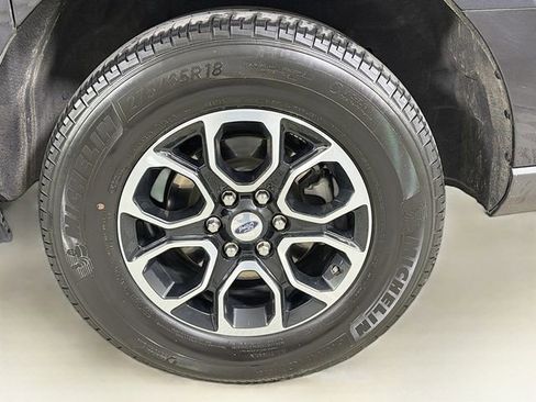 Used 2024 Ford Expedition Max XLT image 34