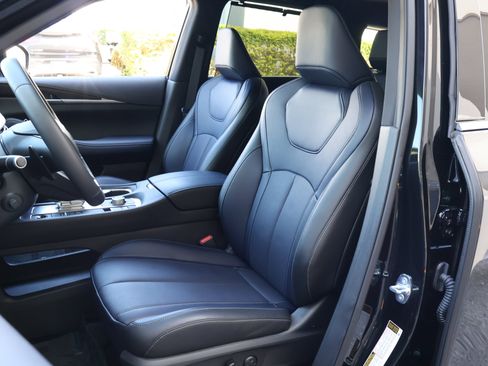 Certified 2026 INFINITI QX60 Sport w/ Dark Cargo Package image 2