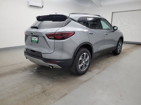 Used 2024 Chevrolet Blazer LT w/ Convenience Package image 9