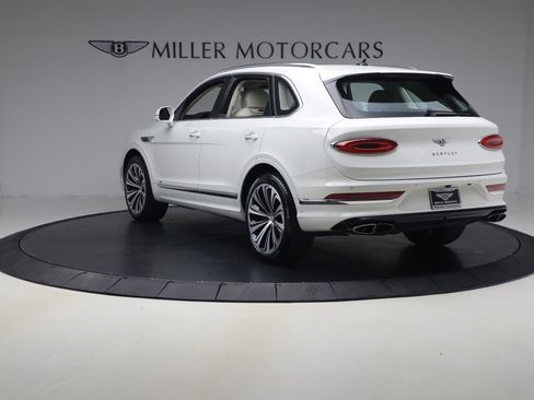 Used 2022 Bentley Bentayga AWD/4WD image 5