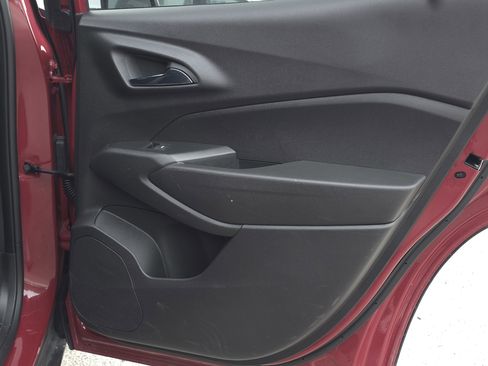 Used 2026 Chevrolet Trax RS w/ Driver Confidence Package image 26