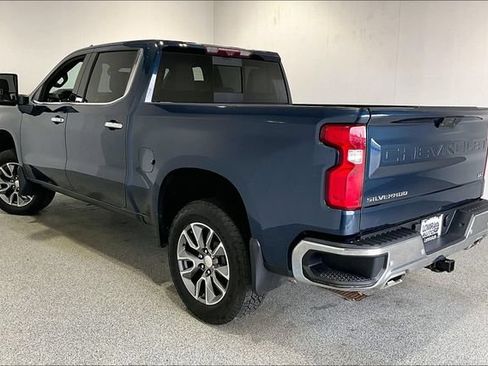 Used 2021 Chevrolet Silverado 1500 LTZ w/ Technology Package AWD/4WD image 4