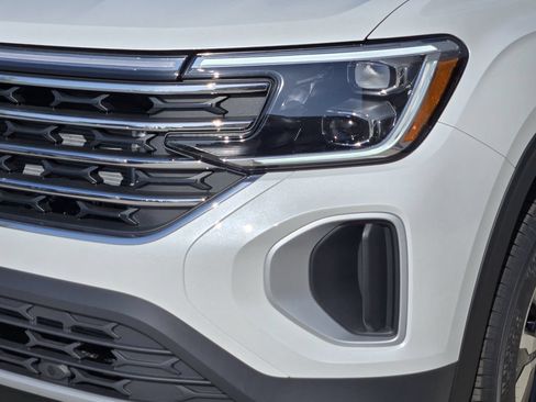 New 2026 Volkswagen Atlas SE FWD image 7