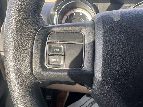 Used 2013 Dodge Grand Caravan SE image 17