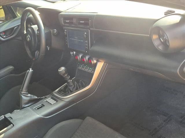 Used 2023 Toyota GR86 RWD image 18