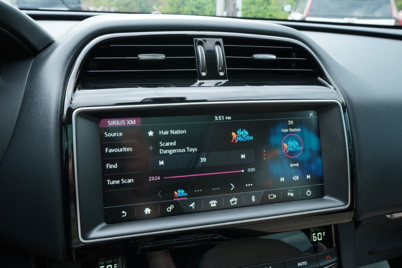 Used 2020 Jaguar F-PACE Premium AWD/4WD image 34