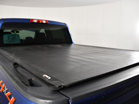 Used 2018 Chevrolet Silverado 1500 LT w/ All Star Edition AWD/4WD image 17