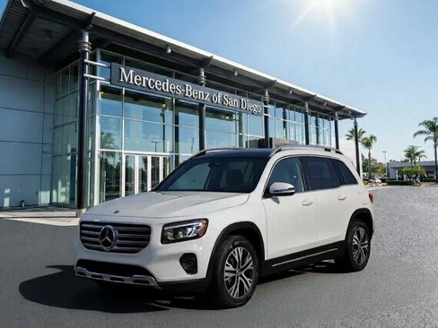 New 2026 Mercedes-Benz GLB 250 image 1