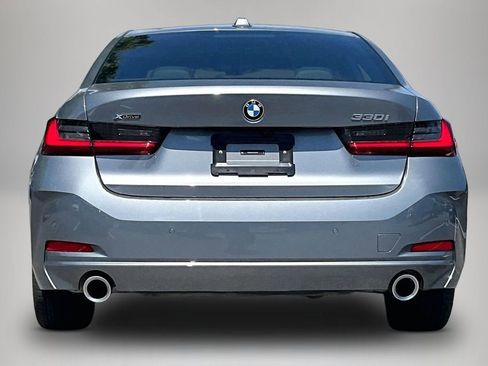 Used 2026 BMW 330i xDrive Sedan AWD/4WD image 4