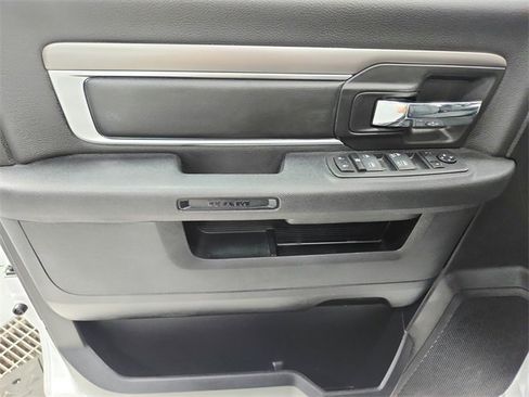 Used 2024 RAM 1500 Classic Warlock image 30