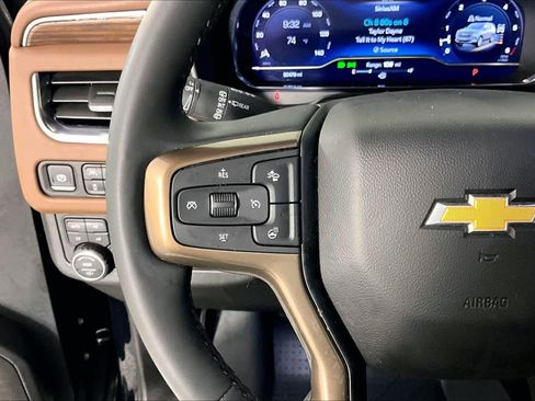Used 2024 Chevrolet Tahoe High Country AWD/4WD image 21