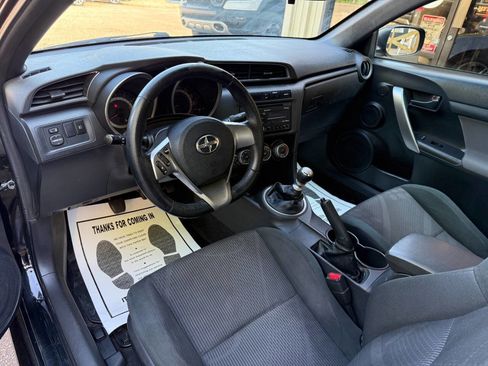 Used 2013 Scion tC FWD image 12