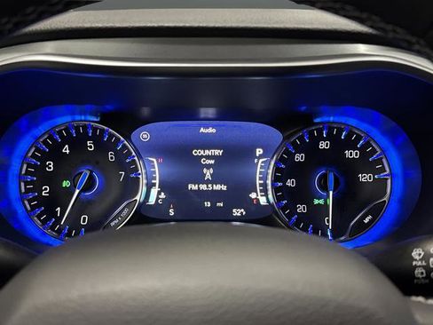 New 2026 Chrysler Pacifica Limited w/ Uconnect Theater Family Group image 19