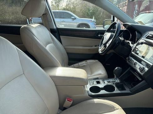 Used 2015 Subaru Outback 2.5i Limited image 11