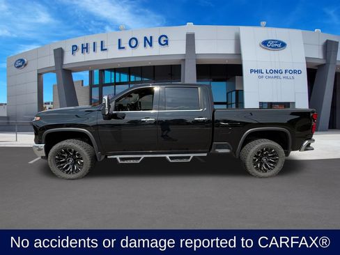 Used 2024 Chevrolet Silverado 2500 LTZ AWD/4WD image 2