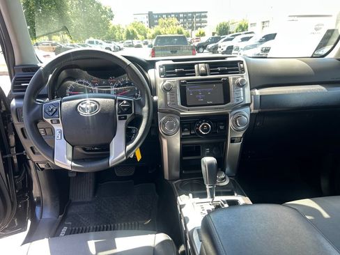 Used 2018 Toyota 4Runner SR5 Premium AWD/4WD image 13