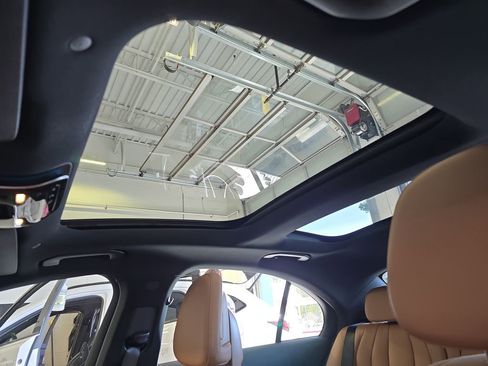 New 2026 Mercedes-Benz E 350 4MATIC Sedan image 31