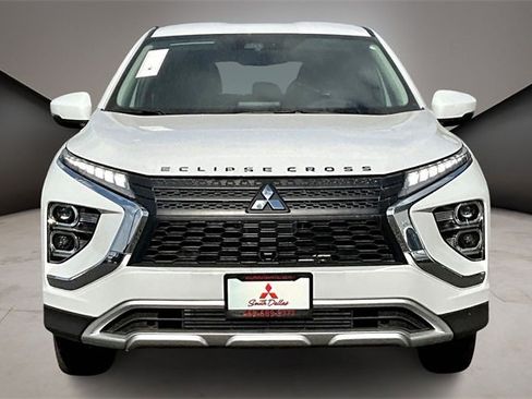 New 2025 Mitsubishi Eclipse Cross SE image 3