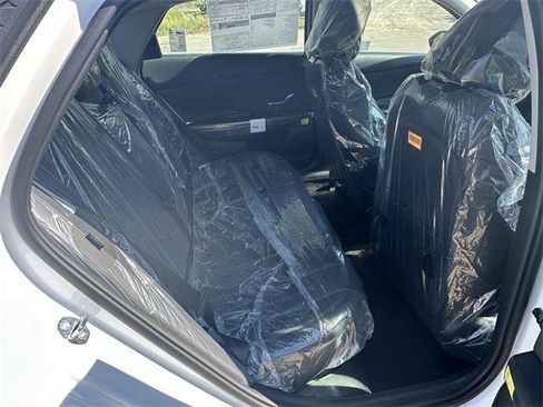 New 2025 Hyundai Elantra Limited image 15