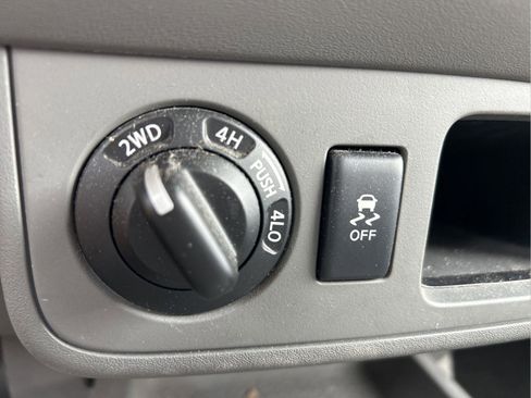 Used 2017 Nissan Frontier SV image 22