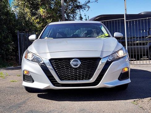 Used 2020 Nissan Altima 2.5 S image 5