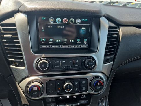 Used 2019 Chevrolet Suburban LT image 22