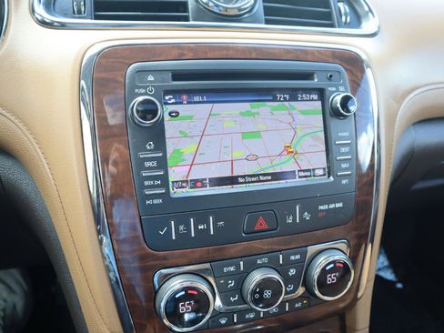 Used 2017 Buick Enclave Premium w/ Experience Buick Package AWD/4WD image 24