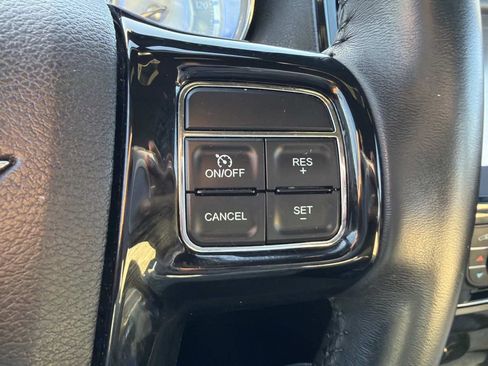 Used 2014 Chrysler 300 Uptown Edition w/ Quick Order Package 22M RWD image 40