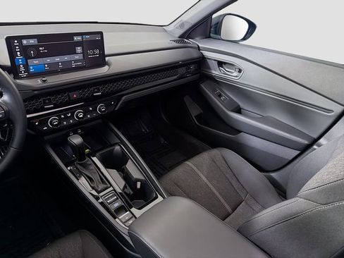 Used 2025 Honda Accord Sport image 24