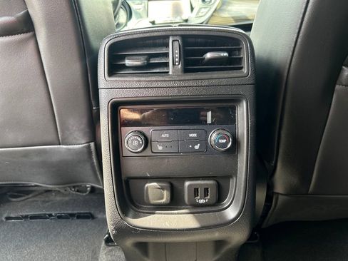 Used 2020 Buick Envision Essence FWD image 16