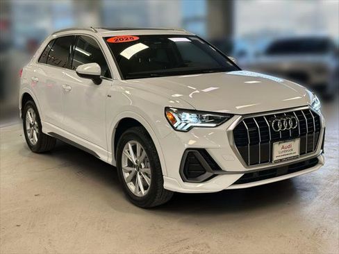 Used 2025 Audi Q3 2.0T Premium w/ Convenience Package image 4